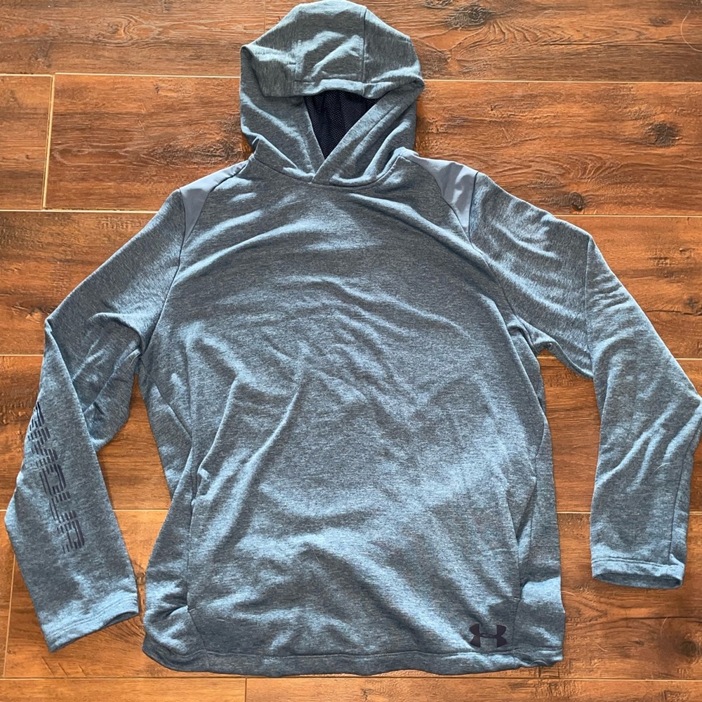 Lightweight Under Armour Sweatshirt